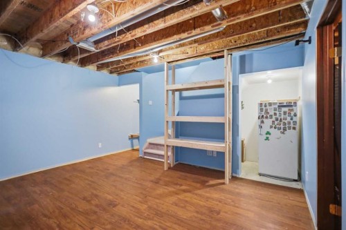 4808 Landsdown Avenue, Blackfalds, AB - Indoor Photo Showing Other Room