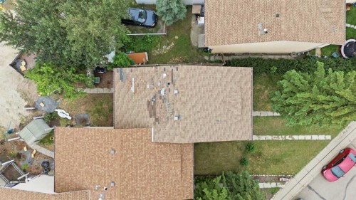4808 Landsdown Avenue, Blackfalds, AB - Outdoor
