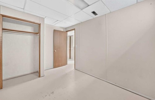 69 Gregson Crescent, Red Deer, AB - Indoor Photo Showing Other Room