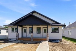 5131 52 Street Lacombe, AB T4L 1H9