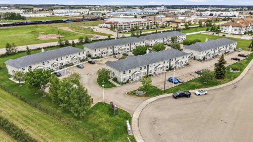 35-20 Jacobs Close, Red Deer, AB 