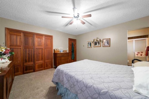 4901 52 Street, Killam, AB - Indoor Photo Showing Bedroom
