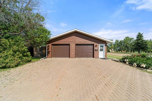 4901 52 Street, Killam, AB - Outdoor