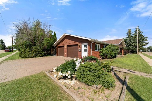 4901 52 Street, Killam, AB - Outdoor