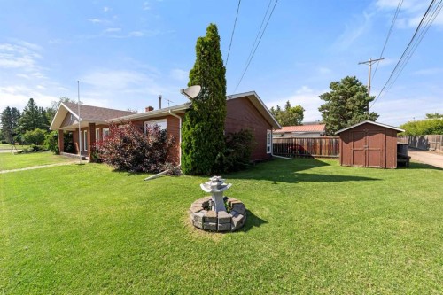 4901 52 Street, Killam, AB - Outdoor