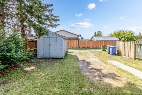 5 Mccullough Crescent, Red Deer, AB - Outdoor