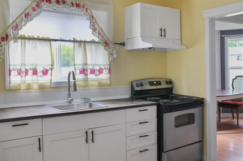 5213 49 Street, Daysland, AB 