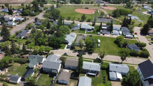 5213 49 Street, Daysland, AB 