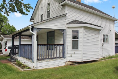 5213 49 Street, Daysland, AB 