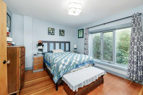 5003 48 Street, Innisfail, AB - Indoor Photo Showing Bedroom