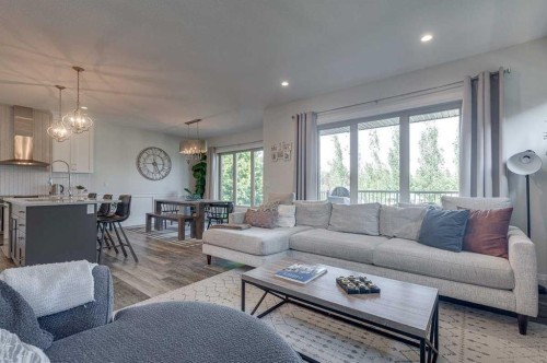 6 Sheep Close, Lacombe, AB 
