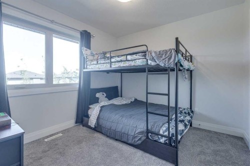 6 Sheep Close, Lacombe, AB 