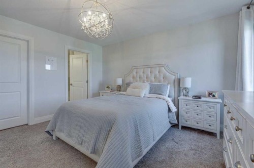 6 Sheep Close, Lacombe, AB 