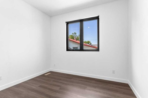 3902 46 Street, Red Deer, AB - Indoor Photo Showing Other Room