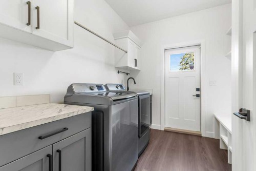 3902 46 Street, Red Deer, AB - Indoor Photo Showing Laundry Room