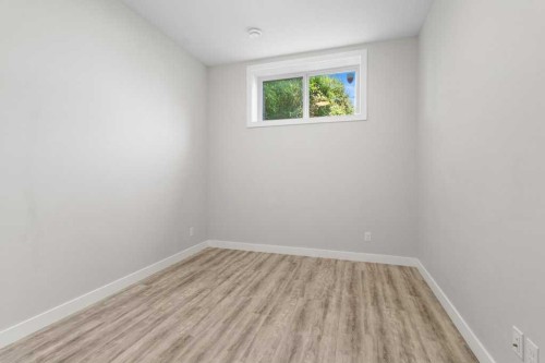 3902 46 Street, Red Deer, AB - Indoor Photo Showing Other Room