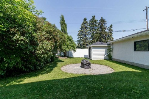 3902 46 Street, Red Deer, AB - Outdoor