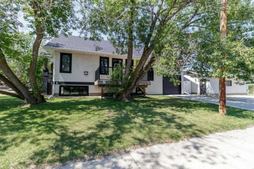 3902 46 Street, Red Deer, AB - Outdoor
