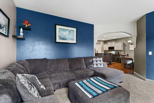 6002 Orr Drive, Red Deer, AB - Indoor Photo Showing Living Room