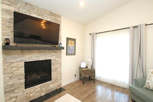 73 Longmire Close, Red Deer, AB 