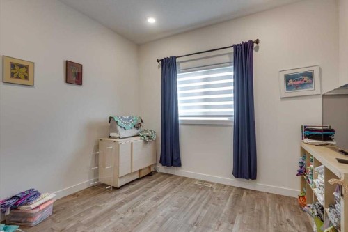73 Longmire Close, Red Deer, AB 