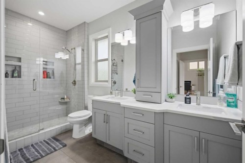 1 Meadow Close, Lacombe, AB - Indoor Photo Showing Bathroom