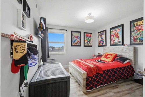 1 Meadow Close, Lacombe, AB - Indoor Photo Showing Bedroom