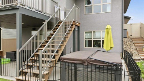 1 Meadow Close, Lacombe, AB - Outdoor With Exterior