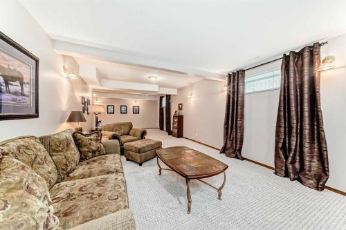 15 East Close, Red Deer, AB 