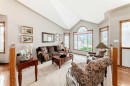 15 East Close, Red Deer, AB 