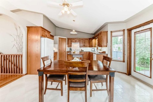 15 East Close, Red Deer, AB 
