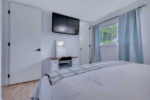 4 Anders Street, Red Deer, AB - Indoor Photo Showing Bedroom
