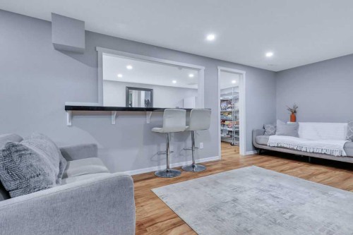 4 Anders Street, Red Deer, AB - Indoor