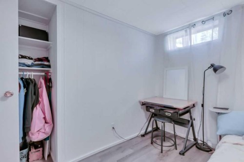 4 Anders Street, Red Deer, AB - Indoor Photo Showing Other Room