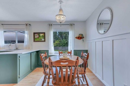 4 Anders Street, Red Deer, AB - Indoor Photo Showing Dining Room