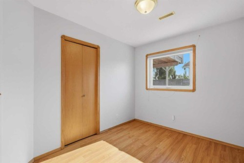 31 Palmer Close, Sylvan Lake, AB - Indoor Photo Showing Other Room