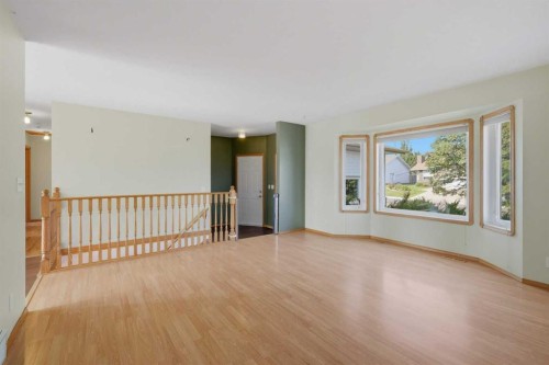 31 Palmer Close, Sylvan Lake, AB - Indoor Photo Showing Other Room