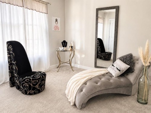 58 Village Crescent, Red Deer, AB - Indoor Photo Showing Bedroom