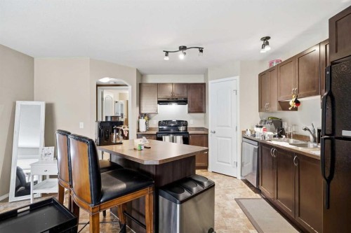 415-31 Jamieson Avenue, Red Deer, AB - Indoor Photo Showing Kitchen With Double Sink