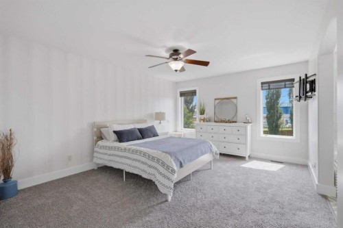 13 Hendrickson Bay, Sylvan Lake, AB - Indoor Photo Showing Bedroom