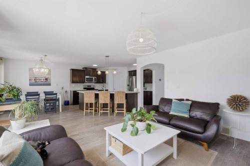 13 Hendrickson Bay, Sylvan Lake, AB - Indoor Photo Showing Living Room