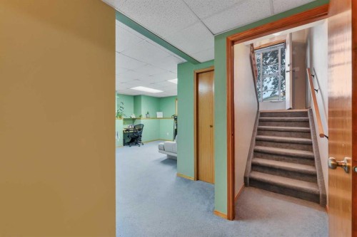 14 Eakins Crescent, Red Deer, AB - Indoor Photo Showing Other Room