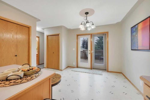 14 Eakins Crescent, Red Deer, AB - Indoor Photo Showing Other Room