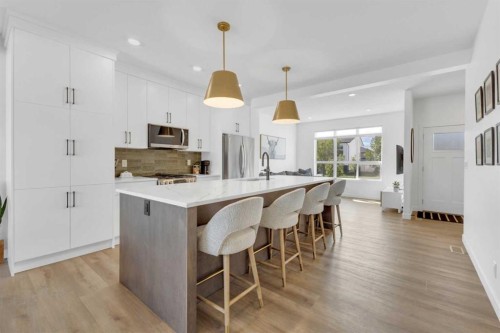 A-10 Evergreen Way, Red Deer, AB - Indoor Photo Showing Kitchen With Upgraded Kitchen