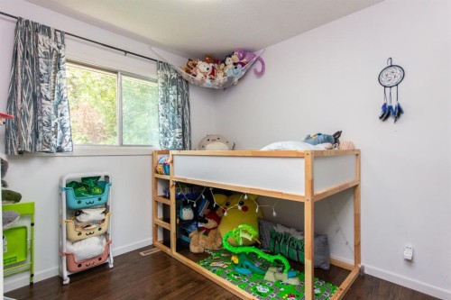 6308 61 Avenue, Red Deer, AB - Indoor Photo Showing Other Room