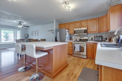 4709 55 Avenue, Rimbey, AB - Indoor Photo Showing Kitchen With Double Sink