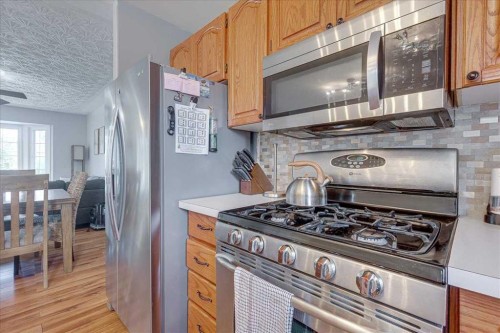 4709 55 Avenue, Rimbey, AB - Indoor Photo Showing Kitchen