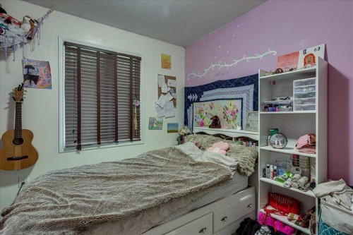 4709 55 Avenue, Rimbey, AB - Indoor Photo Showing Bedroom