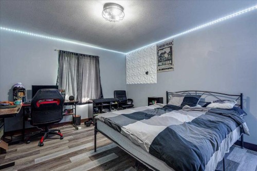 4709 55 Avenue, Rimbey, AB - Indoor Photo Showing Bedroom