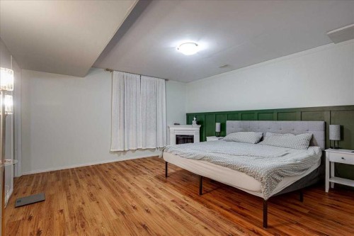 4709 55 Avenue, Rimbey, AB - Indoor Photo Showing Bedroom